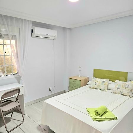 Habitacion Privada A 15 Min De La Playa/Piso Hotel Huelva Eksteriør billede