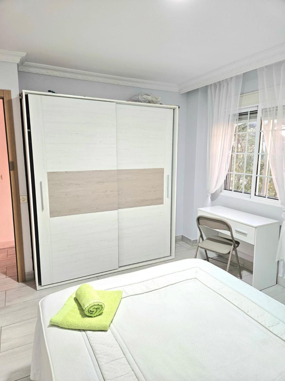 Habitacion Privada A 15 Min De La Playa/Piso Hotel Huelva Eksteriør billede